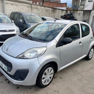 Peugeot 107 avec 12 moi  garantie